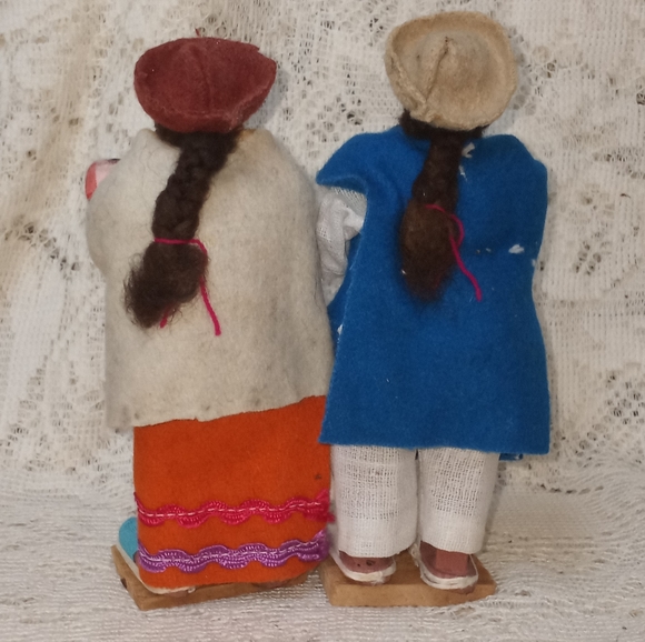 2 Vintage Guatemalan Handmade Folk Art Dolls Mother Baby Woman Wool 7" - Picture 2 of 4